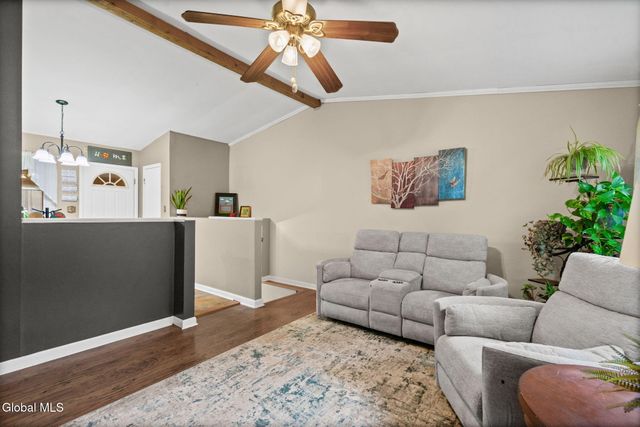 2525 Consaul Road, Schenectady, NY 12304
