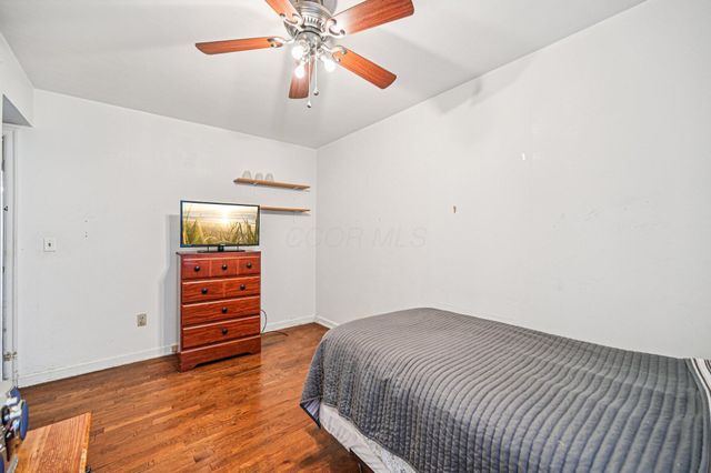 229 Greenfield Avenue, Newark, OH 43055