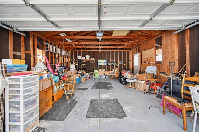 229 Greenfield Avenue, Newark, OH 43055