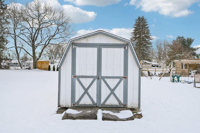 229 Greenfield Avenue, Newark, OH 43055