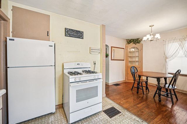 229 Greenfield Avenue, Newark, OH 43055