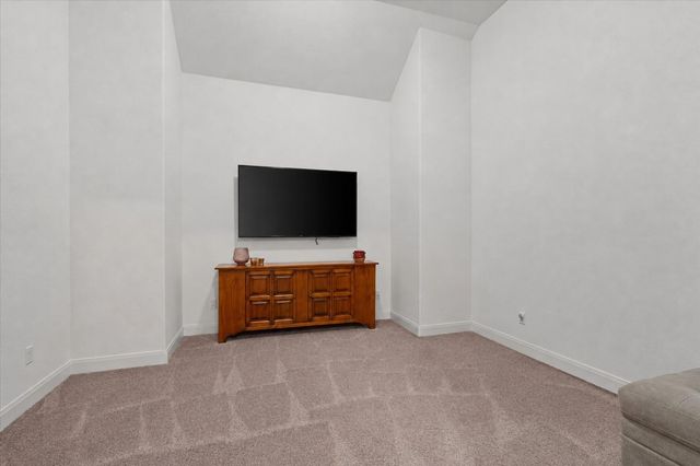 101 Permian LN, Liberty Hill, TX 78642