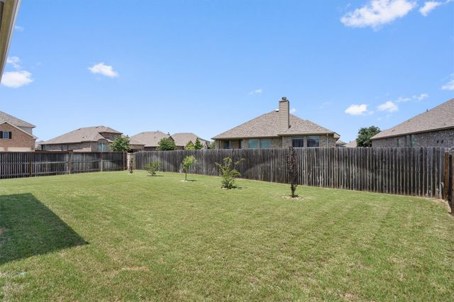 101 Permian LN, Liberty Hill, TX 78642