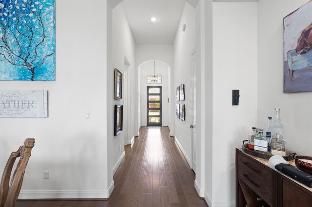 101 Permian LN, Liberty Hill, TX 78642