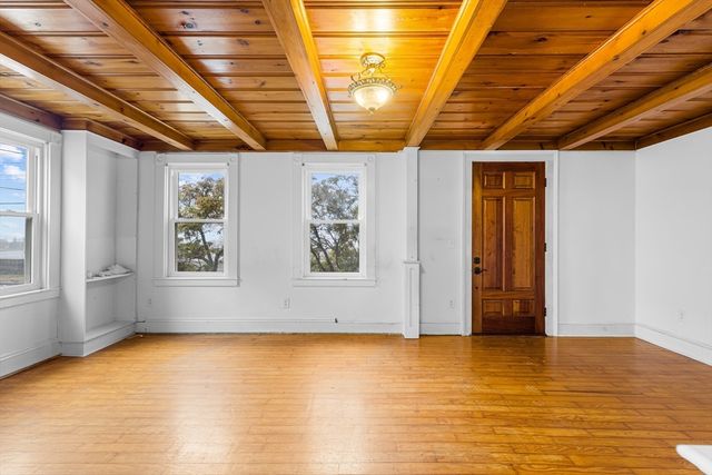 729 Allen St, New Bedford, MA 02740