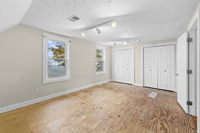 729 Allen St, New Bedford, MA 02740