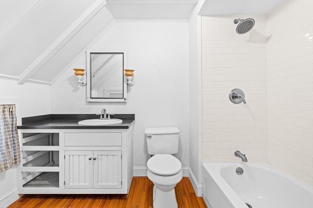 729 Allen St, New Bedford, MA 02740