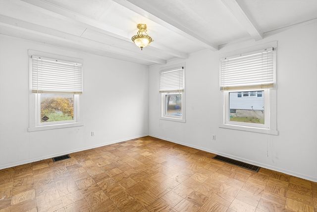 729 Allen St, New Bedford, MA 02740