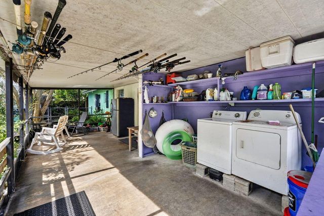 303 S DELAWARE Boulevard, Jupiter, FL 33458