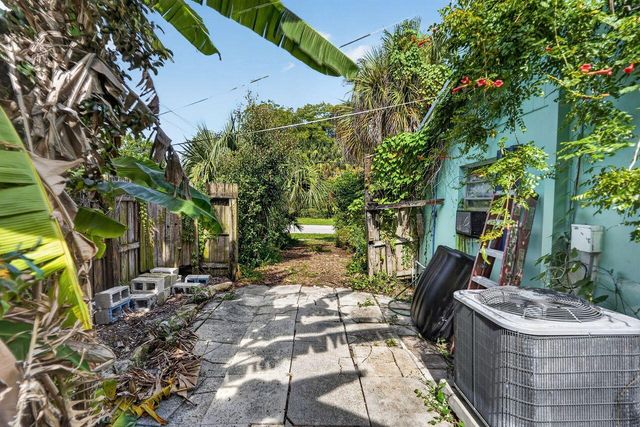 303 S DELAWARE Boulevard, Jupiter, FL 33458