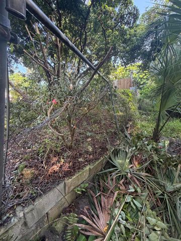 303 S DELAWARE Boulevard, Jupiter, FL 33458
