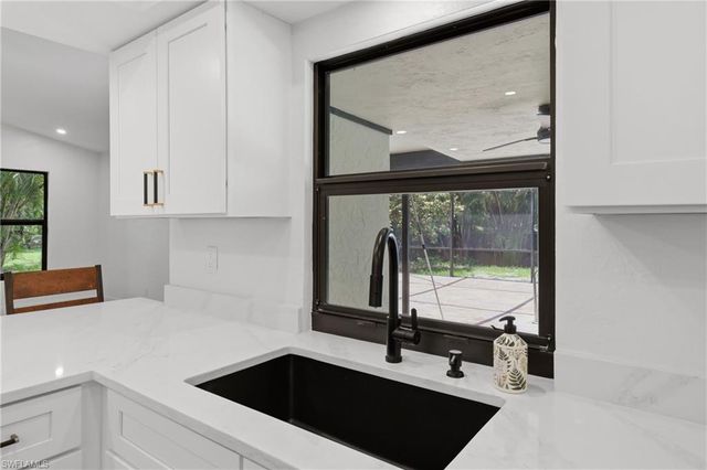 3691 Hyde Park CT, Fort Myers, FL 33908