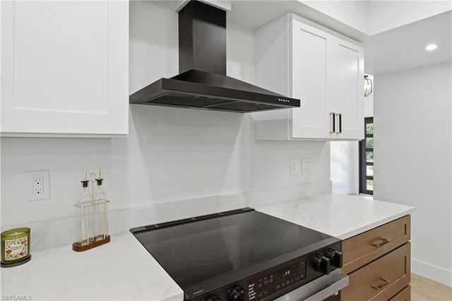 3691 Hyde Park CT, Fort Myers, FL 33908