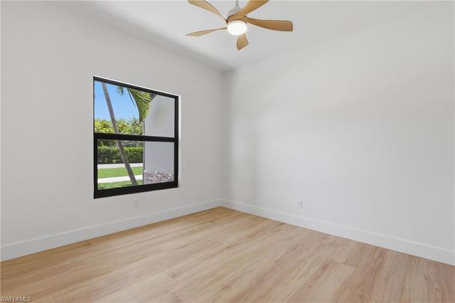 3691 Hyde Park CT, Fort Myers, FL 33908