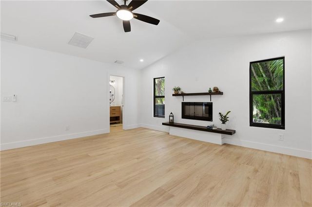 3691 Hyde Park CT, Fort Myers, FL 33908