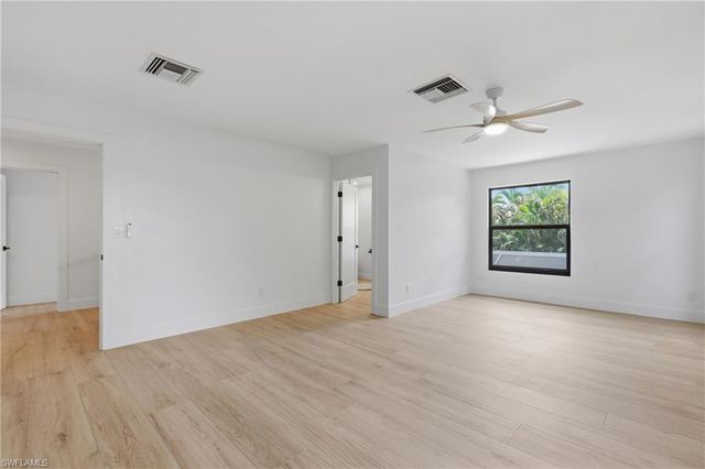 3691 Hyde Park CT, Fort Myers, FL 33908