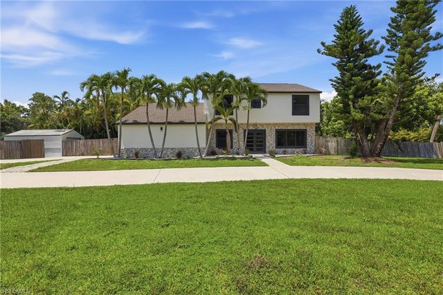 3691 Hyde Park CT, Fort Myers, FL 33908