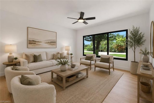 3691 Hyde Park CT, Fort Myers, FL 33908