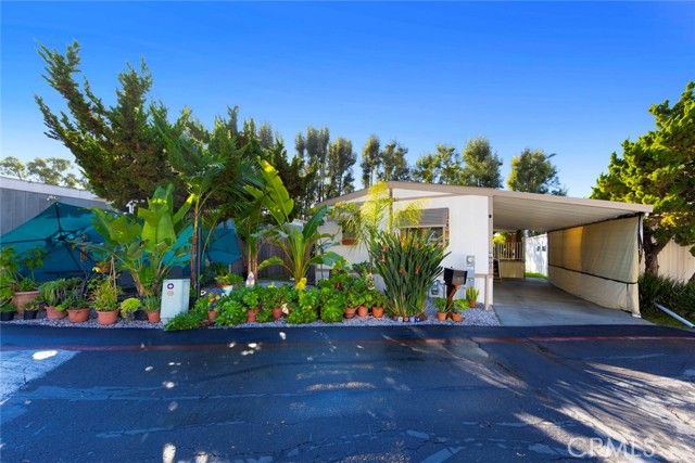 32802 Valle Rd 108, San Juan Capistrano, CA 92675