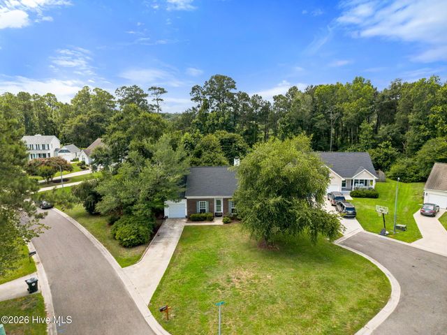 2704 Manor Court, Wilmington, NC 28405