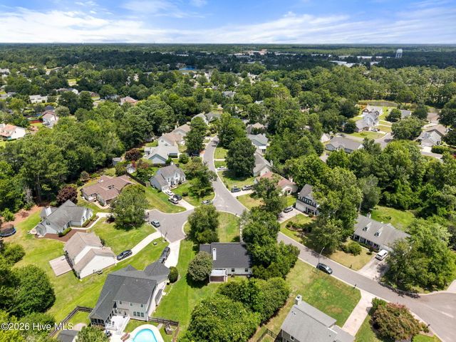 2704 Manor Court, Wilmington, NC 28405