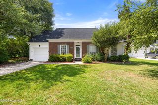 2704 Manor Court, Wilmington, NC 28405
