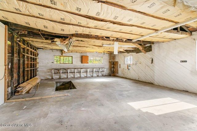 930 Moon Gulch Rd, Kellogg, ID 83837