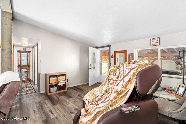 930 Moon Gulch Rd, Kellogg, ID 83837