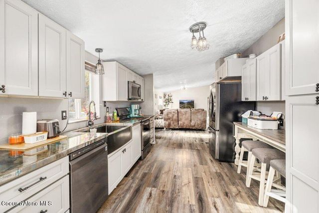 930 Moon Gulch Rd, Kellogg, ID 83837