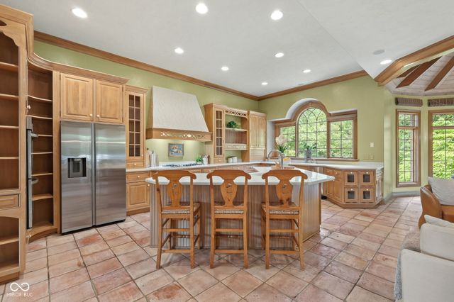 6290 Deerfield Drive, Greenwood, IN 46143