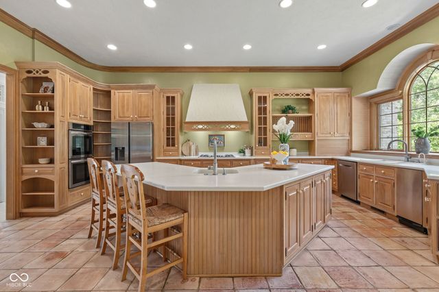 6290 Deerfield Drive, Greenwood, IN 46143