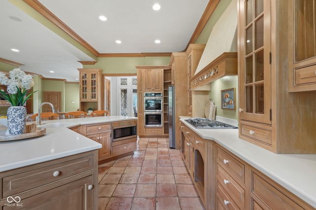 6290 Deerfield Drive, Greenwood, IN 46143
