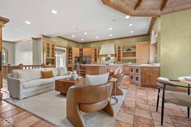 6290 Deerfield Drive, Greenwood, IN 46143
