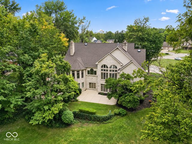 6290 Deerfield Drive, Greenwood, IN 46143