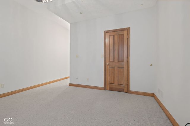 6290 Deerfield Drive, Greenwood, IN 46143