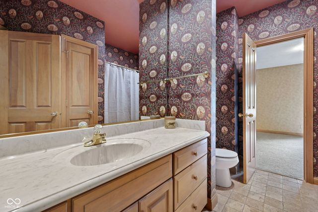 6290 Deerfield Drive, Greenwood, IN 46143