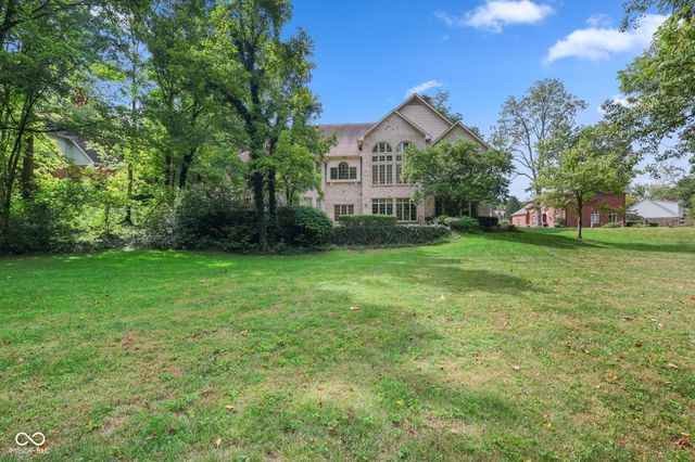6290 Deerfield Drive, Greenwood, IN 46143