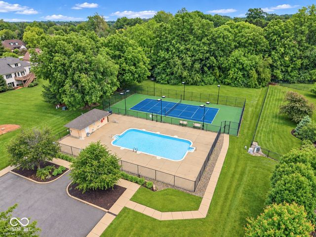 6290 Deerfield Drive, Greenwood, IN 46143
