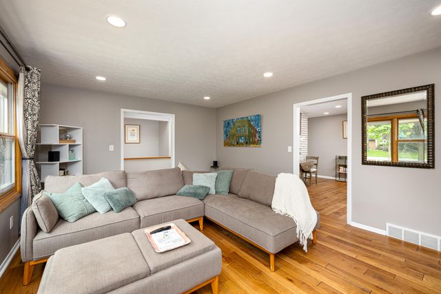 454 Mills Road, Saline City, MI 48176