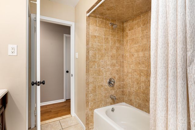 454 Mills Road, Saline City, MI 48176