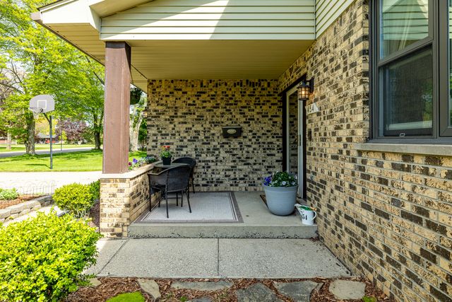 454 Mills Road, Saline City, MI 48176