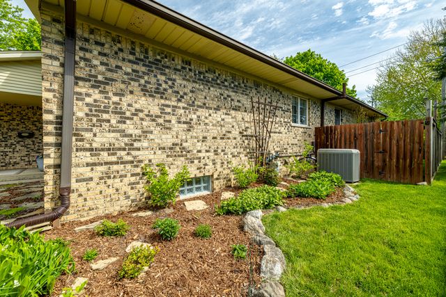 454 Mills Road, Saline City, MI 48176