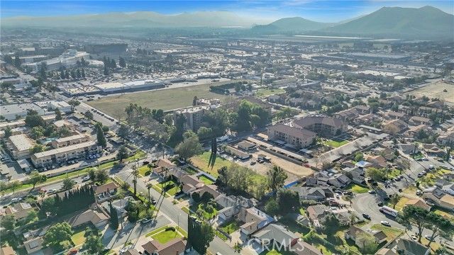 9906 Juniper, Fontana, CA 92335