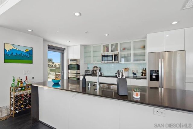 1441 9th Ave 803, San Diego, CA 92101