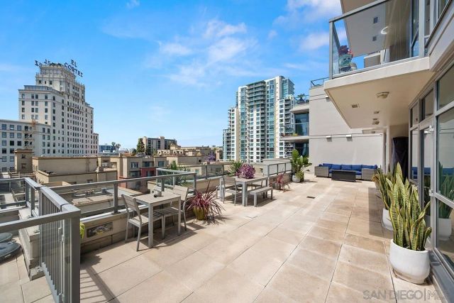 1441 9th Ave 803, San Diego, CA 92101