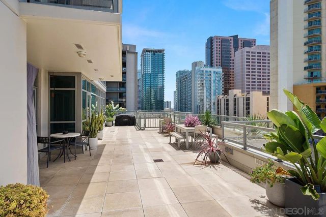1441 9th Ave 803, San Diego, CA 92101