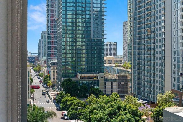 1441 9th Ave 803, San Diego, CA 92101