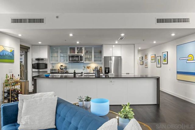 1441 9th Ave 803, San Diego, CA 92101