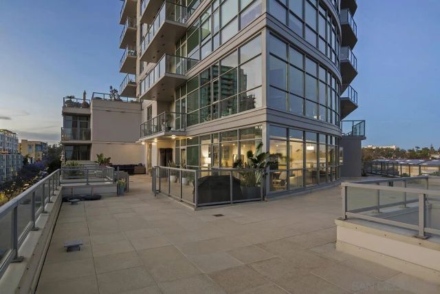 1441 9th Ave 803, San Diego, CA 92101