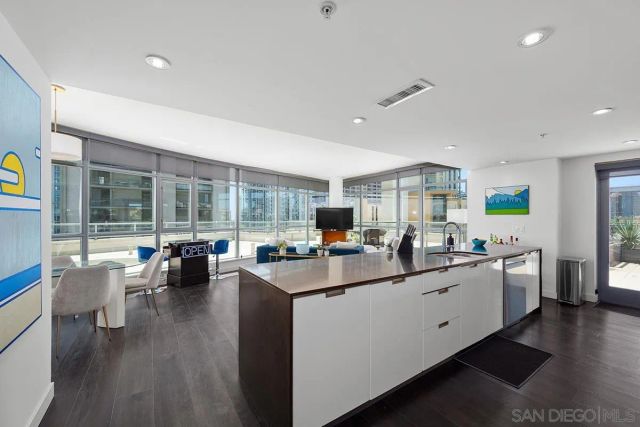 1441 9th Ave 803, San Diego, CA 92101